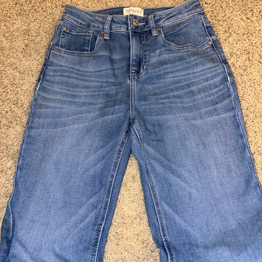 Women’s jeans